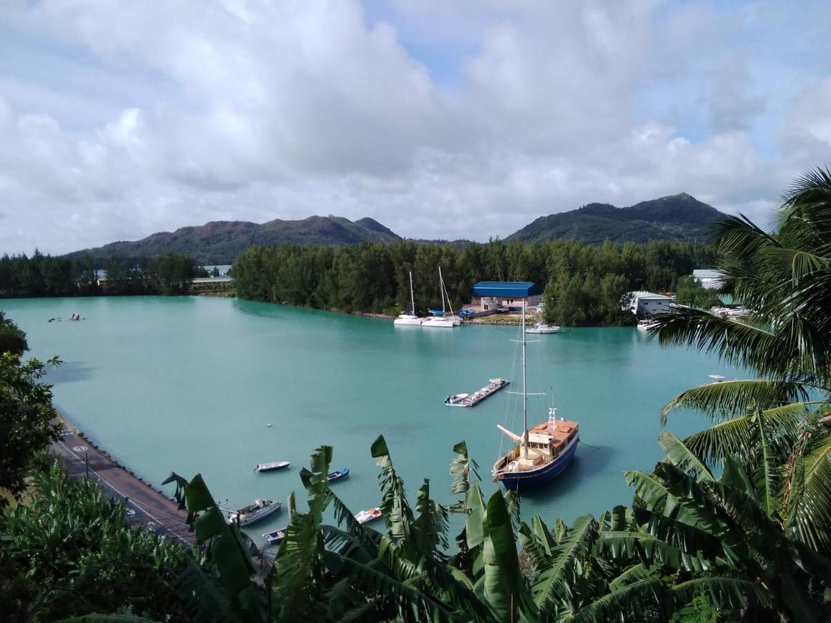 Belle Rose Vue Guest House Baie Sainte Anne Exterior foto